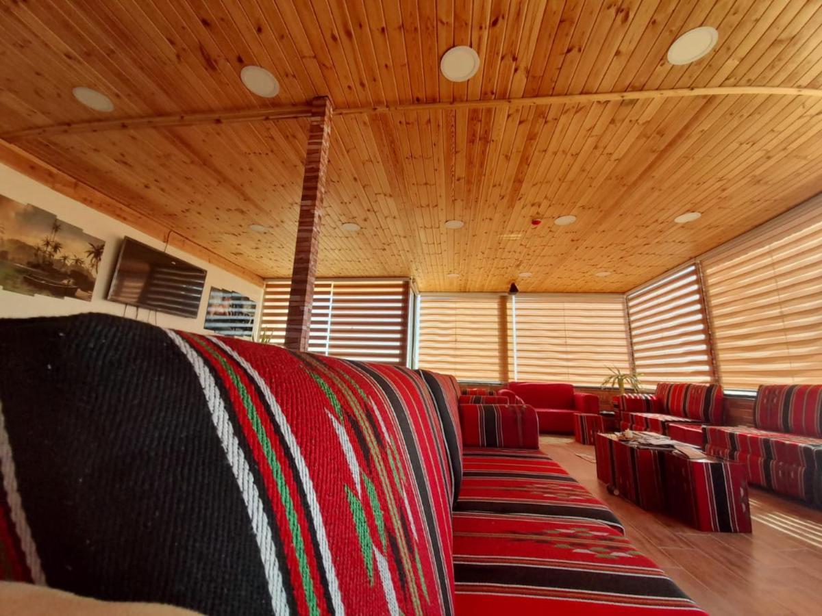 Petra Cabin Dorms Hostel Wadi Musa Eksteriør bilde